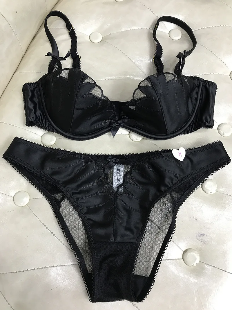 Sexy lace push up lingerie with panties suit mesh thin cotton black ladies bra set deep v women's underwear set