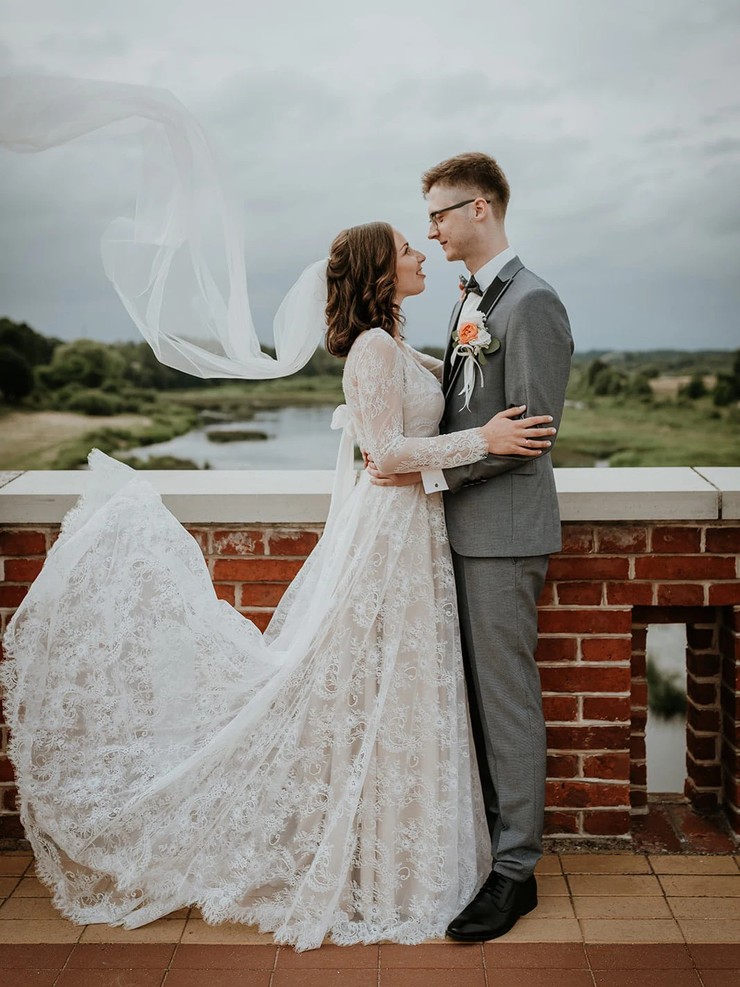 #10706 Sweep Zug Langarm Romantische A-linie Einfache Hochzeit Kleid V-ausschnitt Böhmischen Spitze Braut Foto-shooting Kleid Nach Maß