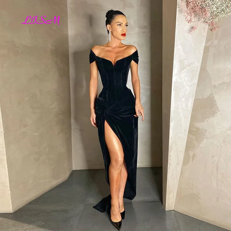 

Black Evening Dresses Cap Sleeves Side Split Velvet Arabic Prom Gowns Mermaid Dubai Floor Length Pageant Party Dress 2024