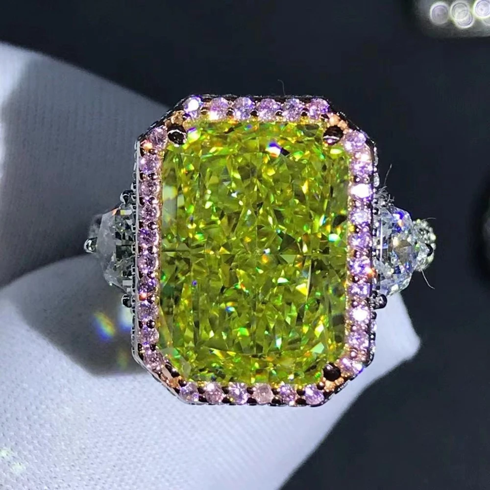 WUIHA Luxury 100% 925 Sterling Silver 3EX 6CT VVS Apple Green Created Moissanite Wedding Engagement Customized Ring Fine Jewelry