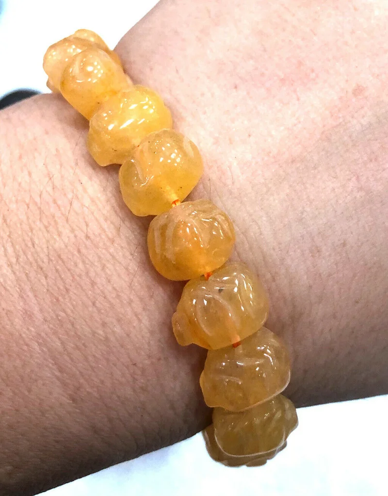 10x11x15mm Natural china yellow Dragon Jade Stretch carving Pig Bracelet