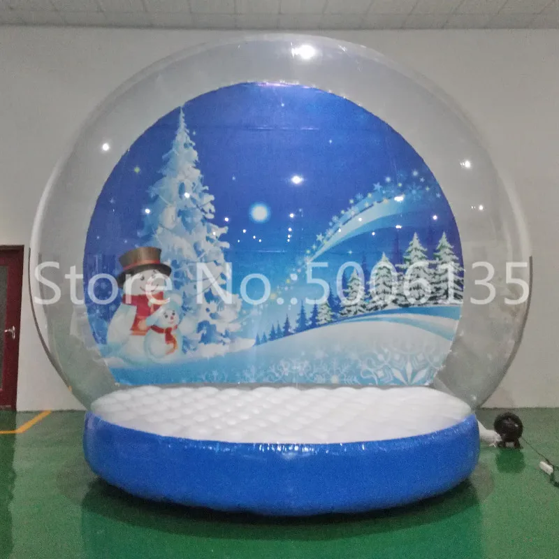 Kerstversiering Gigantische sneeuwbol Gigantische bubbeltent van menselijk formaat, opblaasbare mensen gaan binnen sneeuwbol te koop