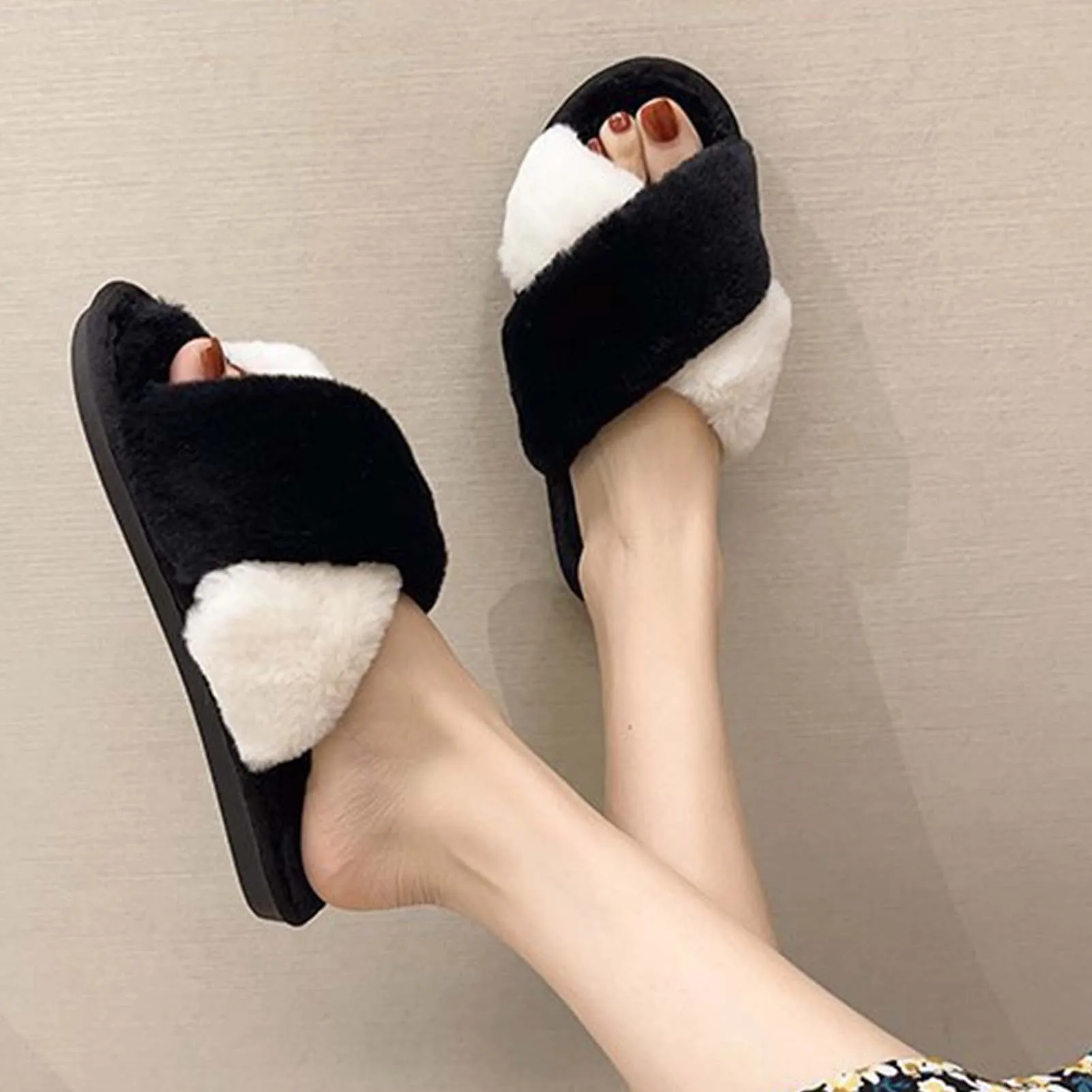 Women Home Slippers Winter Warm Shoes Woman Slip on Flats Slides Female Faux Fur Slippers 36-41 wholesale Slippers