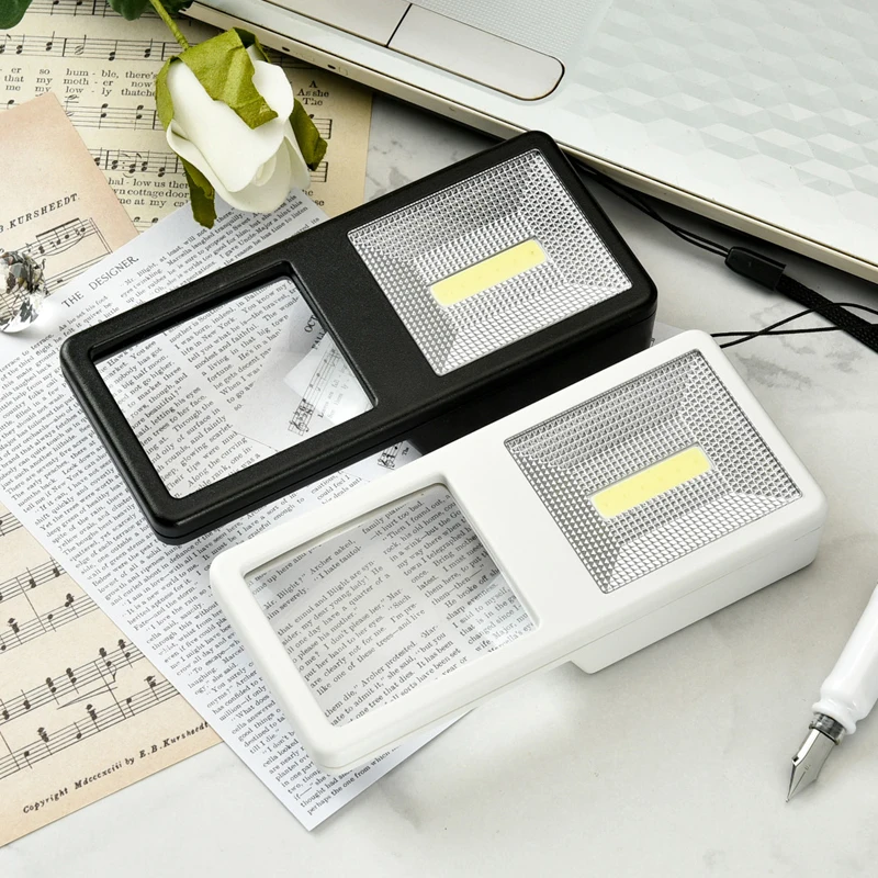 Square 3 times flashlight lighting multifunctional magnifier 7 LED lights portable maintenance newspaper stamps