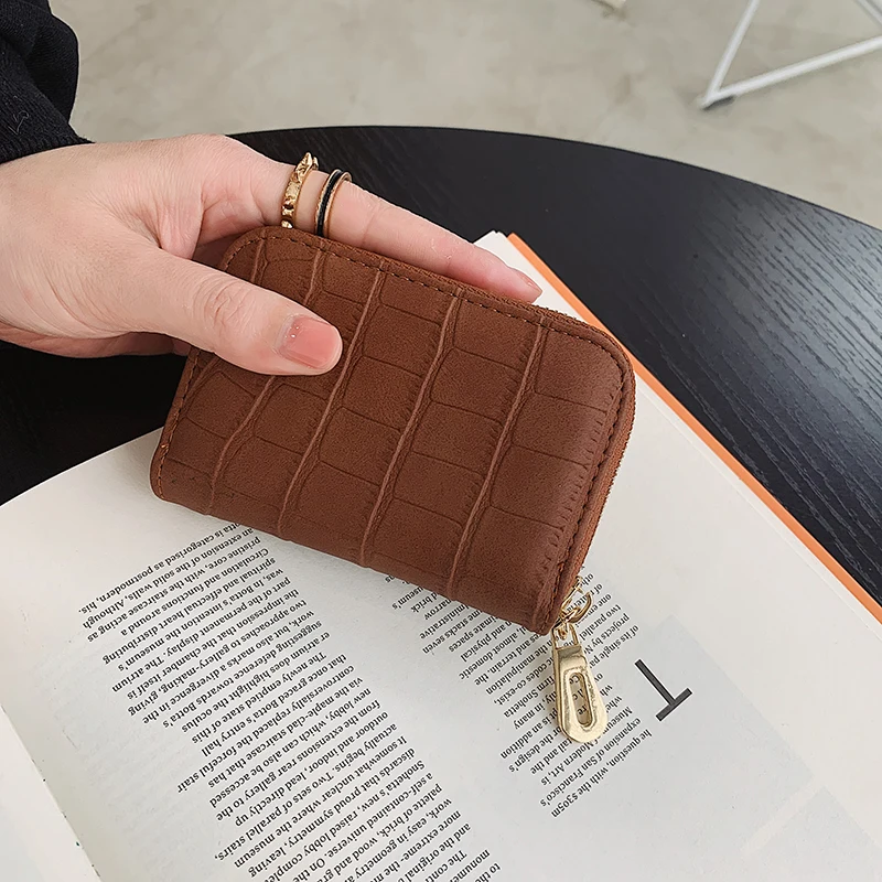 

Fashion Women Passport Cover Pu Leather Stone Style Travel ID Credit Card Wallet for Woman Wallet Purse Bags Pouch