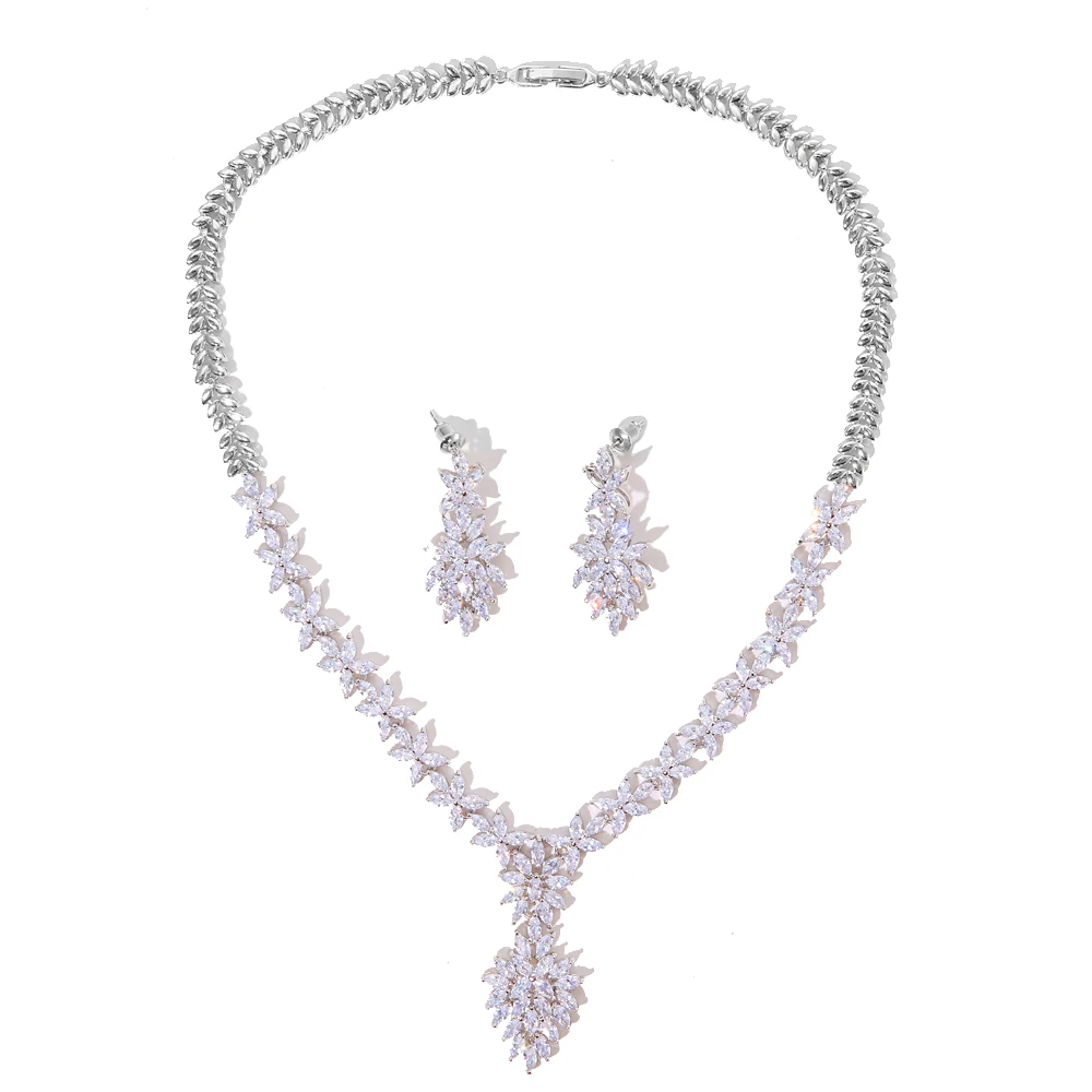 Bettyue Classic Leaves Shape Noble Necklace And Earring Shiny Cubic Zircon Jewelry For Female Fashion Dress-Up Wedding Party