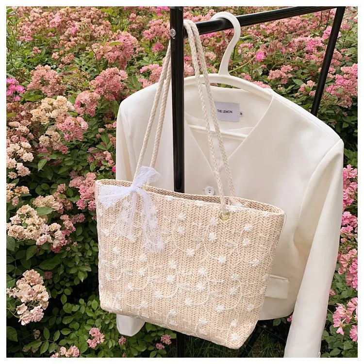 Women Tote Bag Straw Woven Lace Floral Embroidery Shoulder bag Shopping Bag Casual Beach Vacation Tote Handbags  travel bag