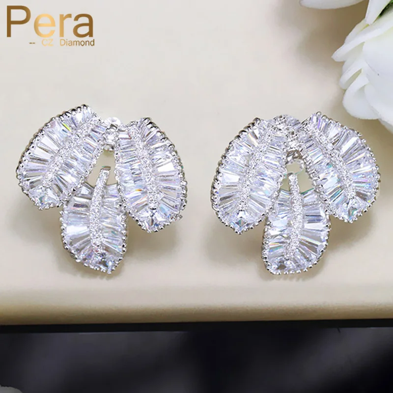 Pera New Style Fashion Women 3 Leaf Shape Geometric Charm Cubic Zirconia Prom Party Big Stud Earrings For Best Friend Gift E324