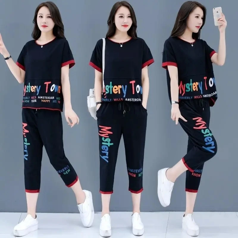 Fashion Women's Two-Piece 2024 Summer New Loose Stamped Letters Short Sleeve Top+ Harlan Cropped Trousers Female Casual Suit