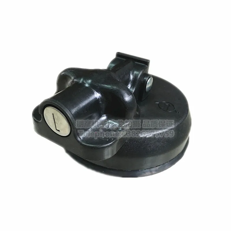 ل هيتاشي ZAX60/70/120/200/210/240-5G-5A/330/360/450/470-3G-6 غطاء خزان الوقود مكافحة سرقة غطاء خزان الديزل حفارة أجزاء #4