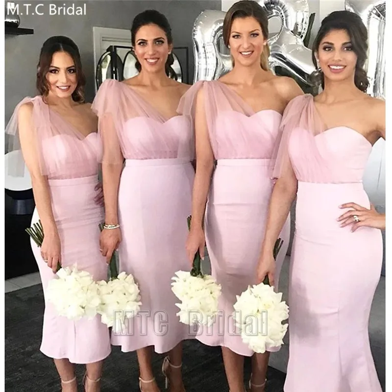 Curto dusty rosa vestidos de dama de honra um ombro bainha chá comprimento personalizar dama de honra vestido plus size vestidos de festa de casamento