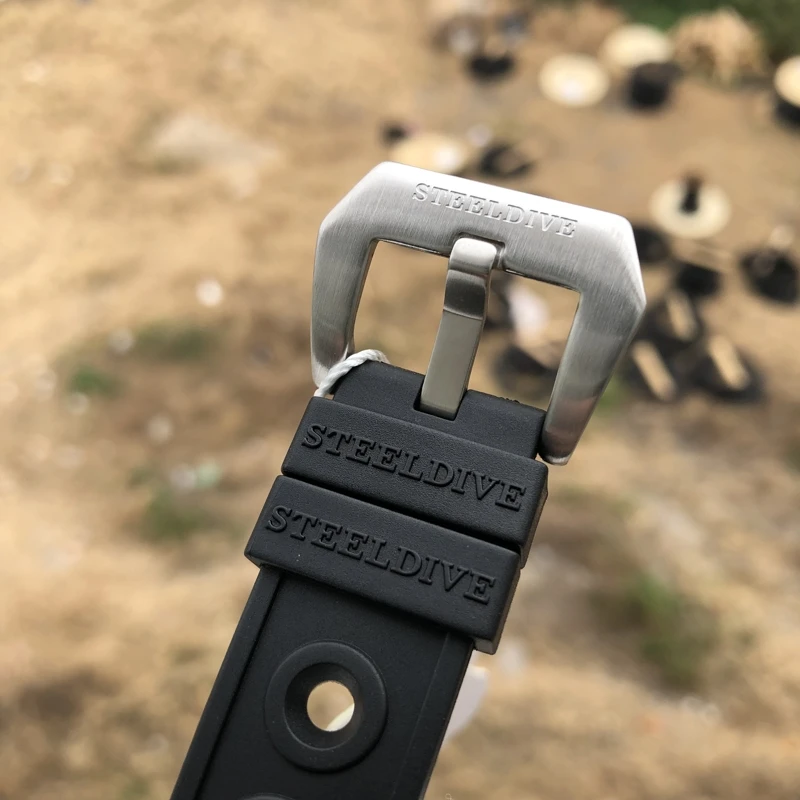 Steeldive 男性ダイビングウォッチメンズ自動腕時計 300 メートル防水スポーツ発光 62Mas サファイアミラーセラミックベゼル NH35