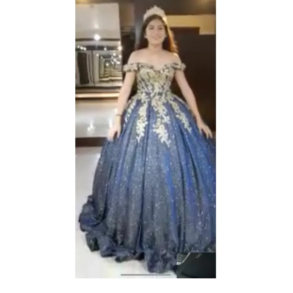 Kleid für unsere kunden Zurley navy blue glitter pailletten gold spitze ballkleid weg von der schulter Quinceanera Kleider