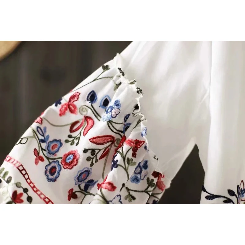 Autumn Women Floral Embroiderey Cotton White Shirt Puff Lantern Sleeve Elegant Loose Blouse Spring Office Lady Basic Tops T16401