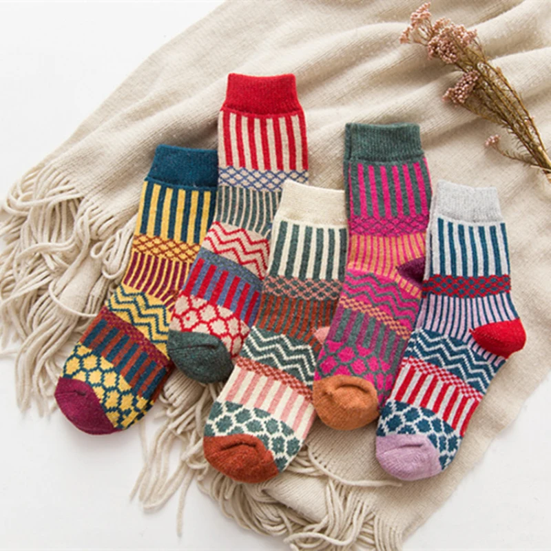 Autumn Winter Cashmere Socks Women Socks Double Needle Thickening And Warmth Ladies Rabbit Wool Socks Vertical Strips Literary