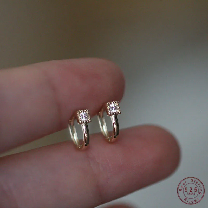 

925 Sterling Silver French Simple Square Crystal Stud Earrings Women Small Sweet Student Girlfriends Jewelry Accessories Gift