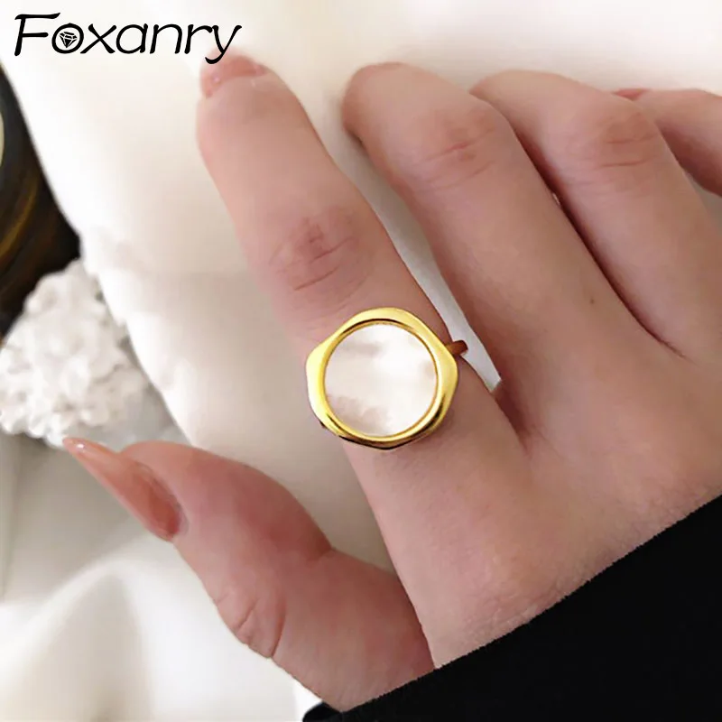 Foxanry Stamp White Shell Rings for Women New Fashion Creative Geometric Round Handmade Elegant Party Jewelry Gift