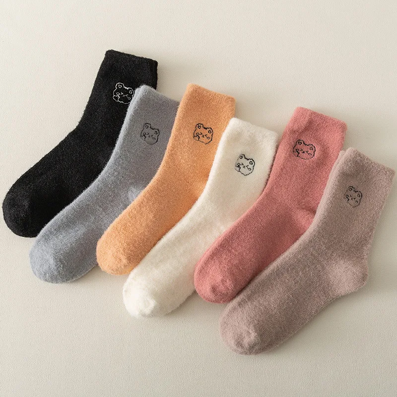 

Kawaii Embroidered Cat Socks Winter Thickened Coral Velvet Women's Socks Solid Color Women Warm Home Floor Sleeping Fun Sock