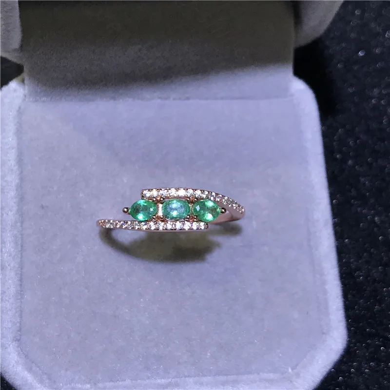 

Natural emerald ring 925 silver ladies ring luxurious atmosphere dignified and elegant