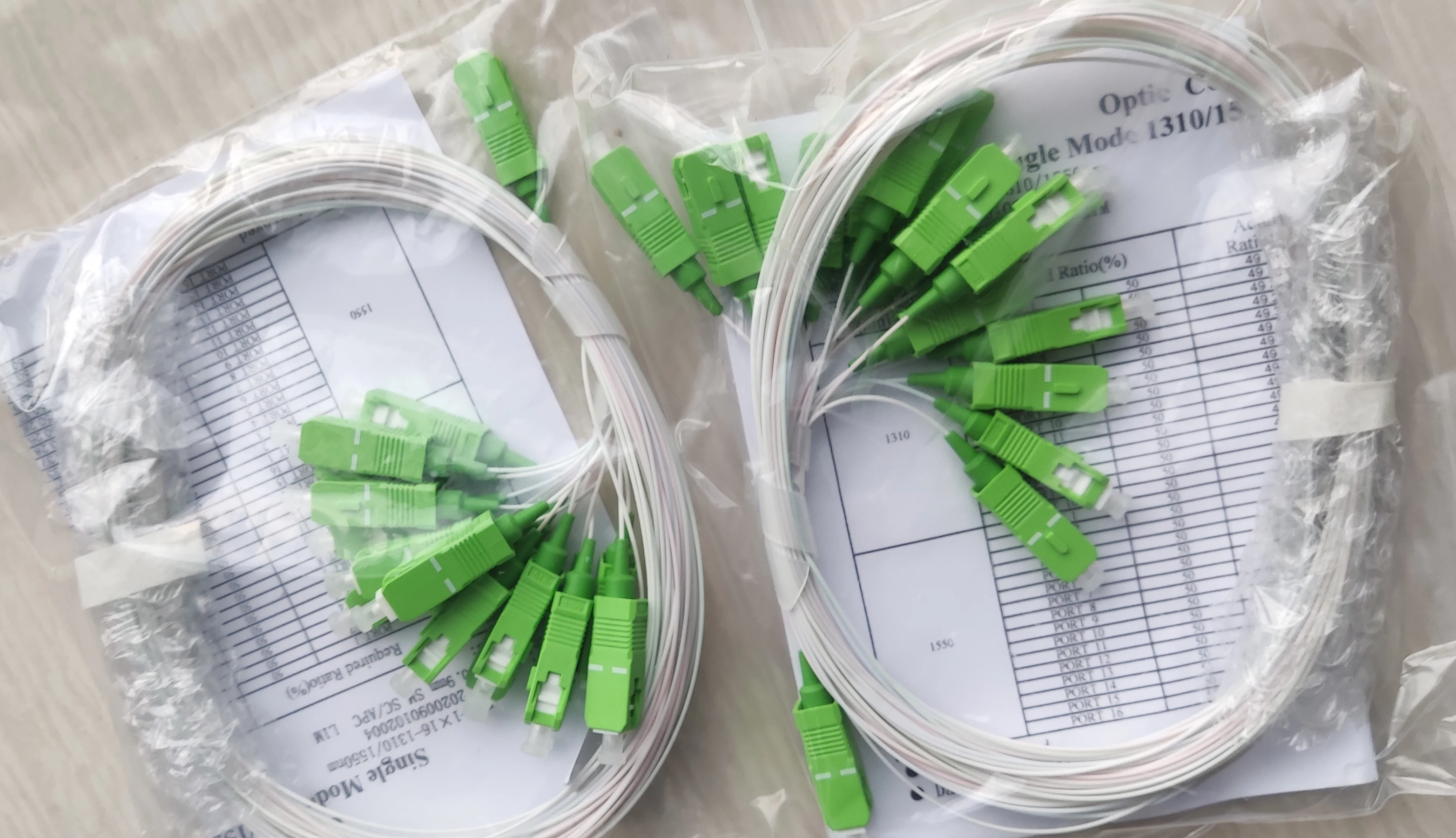 5PCS/Lot APC Splitter 1X2 1X4 1X8 1X16 1X32 PLC Fiber Optic Splitter SM 0.9mm G657A1 PVC 1m FTTH 1:8 Fiber Quick Connector SC