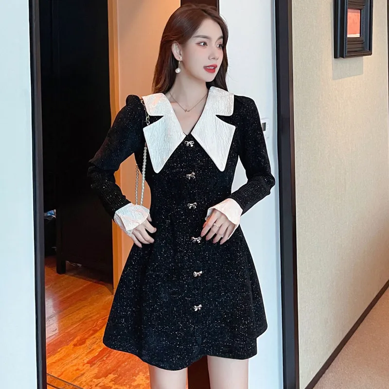 

2021Autumn Winter French Vintage Color Contrast Doll Collar Dress Women Single-Breasted Flare Sleeve Thickened Chic Dress