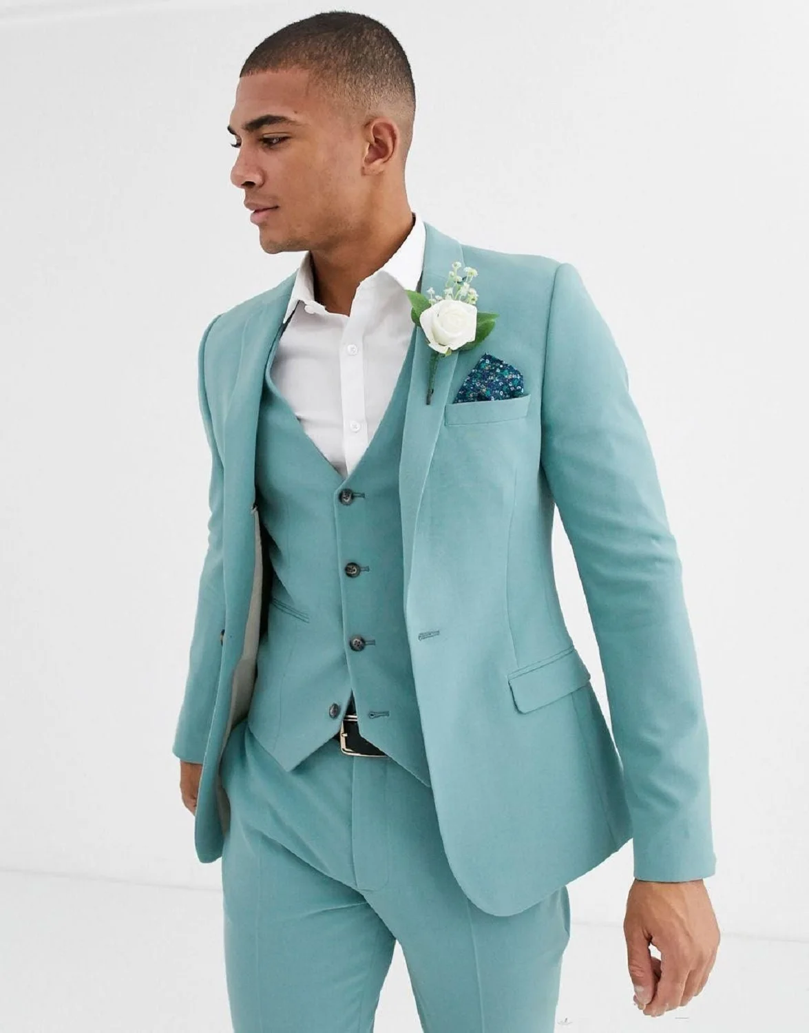 Mint Green Mens Suits Elegant Groomsmen Wedding Tuxedos Fashion Peaked Lapel One Button Blazer Set Formal Prom Suit 3 Pieces