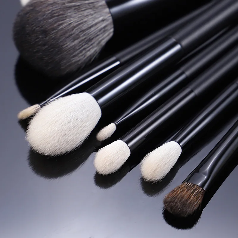 1 pc Pro Animal hair Makeup brushes Powder contour Blusher Make up brush Highlight Bronzer exquisite Professional