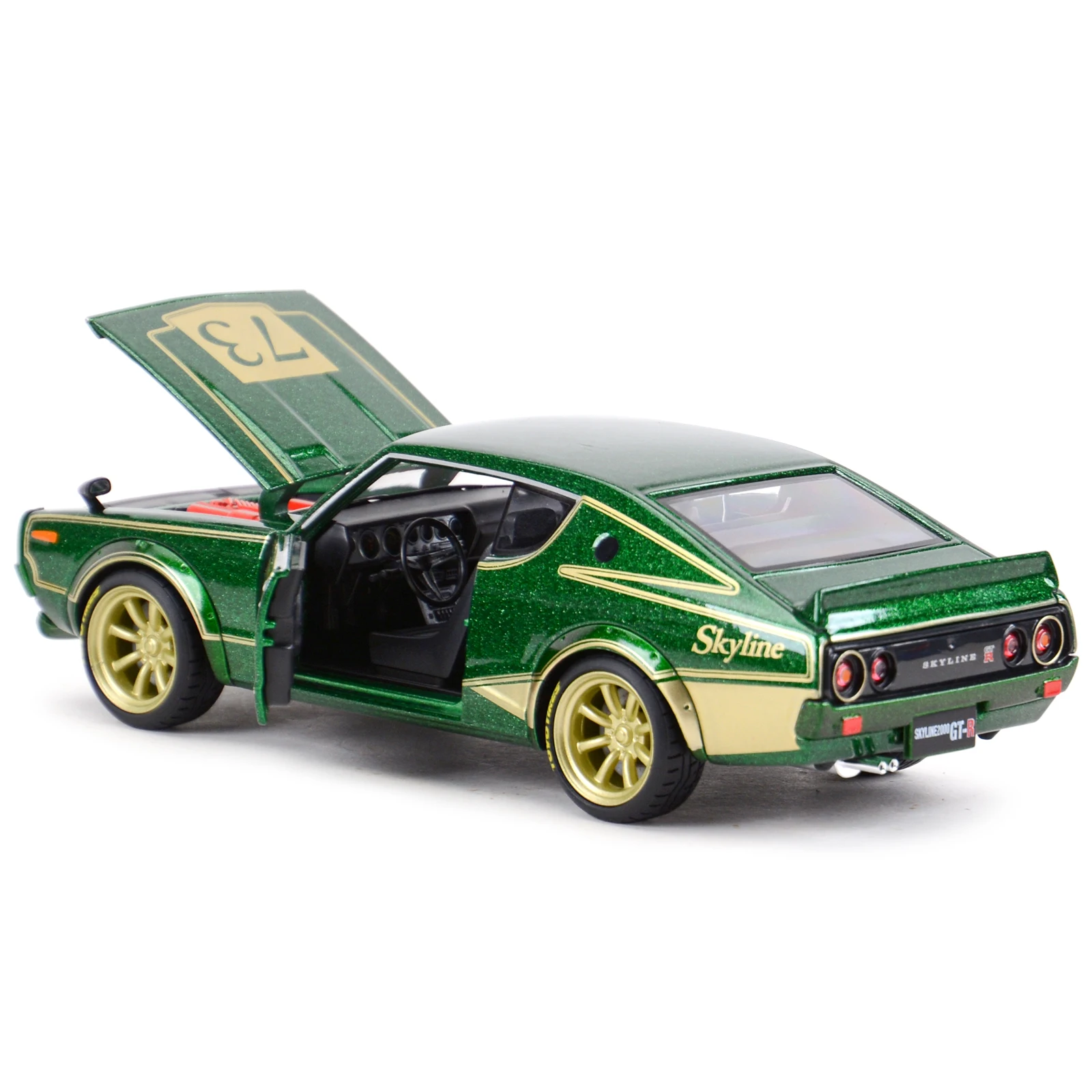 Maisto 1:24 1973 Nissan Skyline 2000GT-R Static Die Cast Vehicles Collectible Model Sports Car Toys