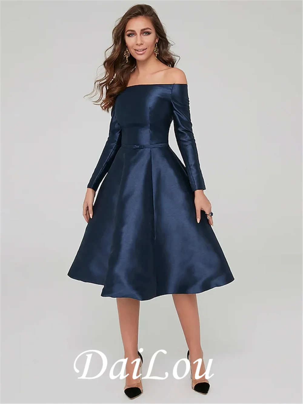 

A-Line Minimalist Elegant Wedding Guest Cocktail Party Dress Off Shoulder Long Sleeve Knee Length Satin with Pleats 2021