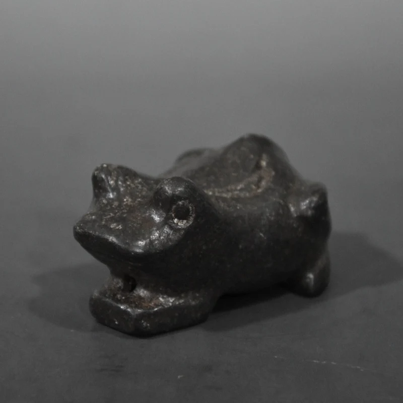 

Tibet Hongshan Culture Natural Meteorite Frog Mascot Statue and Sculpture Collection Pendant Accessories Desk Decoration Gift