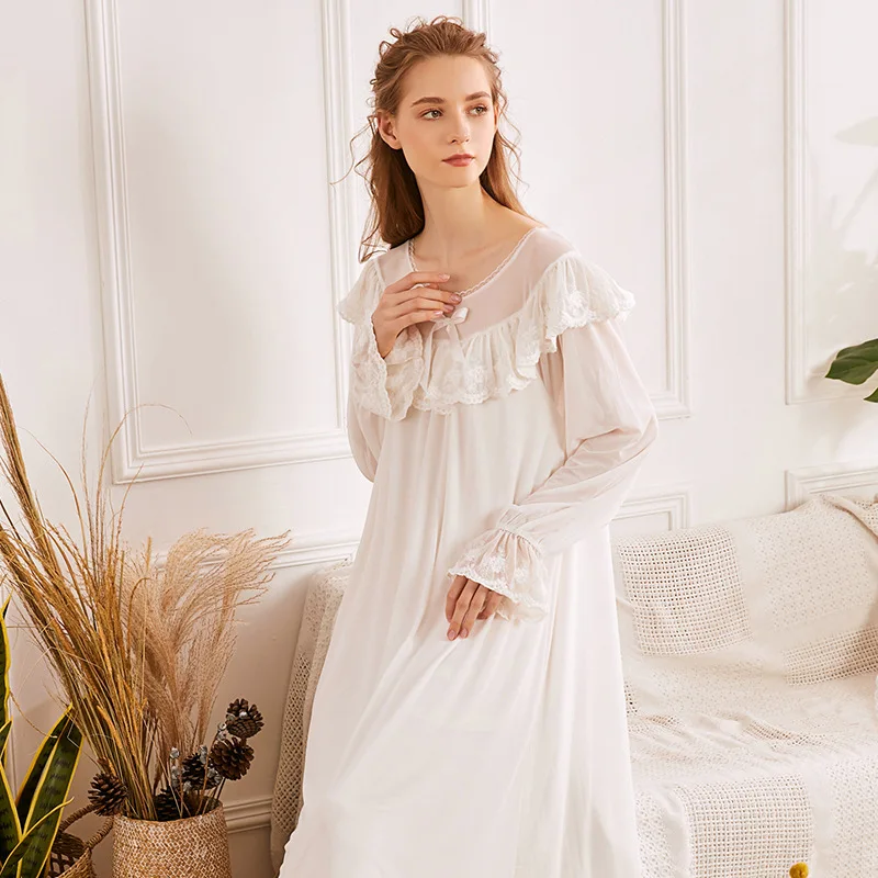 Classic Women Boudoir Women Bathrobe With Lace Sleepwear Nightgown Long-Sleeve Bridal Robe De Mariée