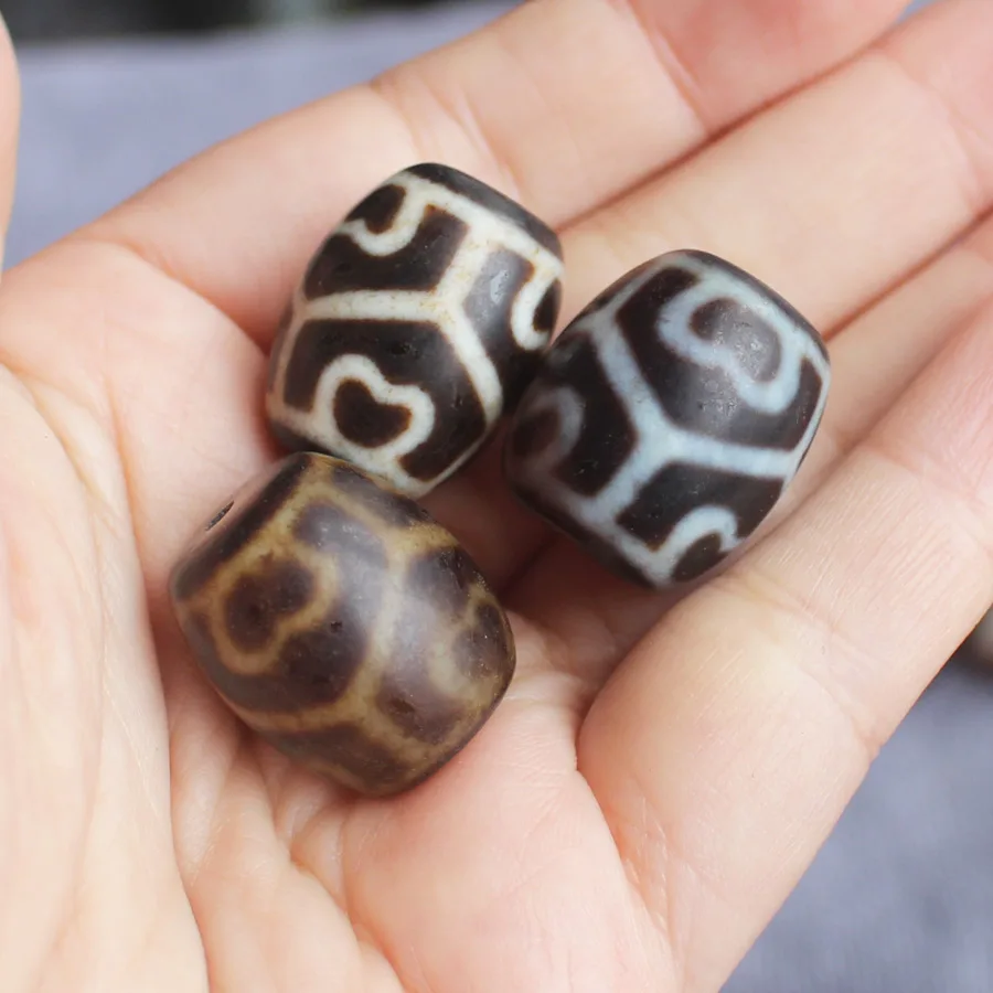 1Piece, 15x20mm,18x22mm Natural Tibet Dzi Agate Drum shape beads ,For DIYJewelry making! Mixed wholesale for all items !