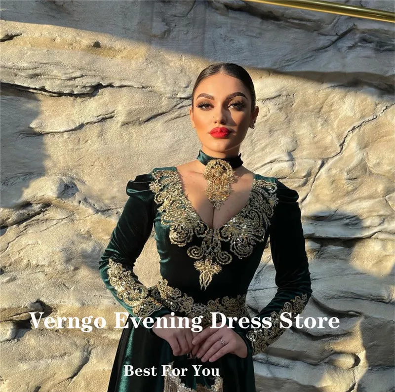 Verngo Green Velvet Kaftan Women Evening Dresses Long Sleeves Lace Applique V Neck Women Formal Dress Arabic Party Prom Gown