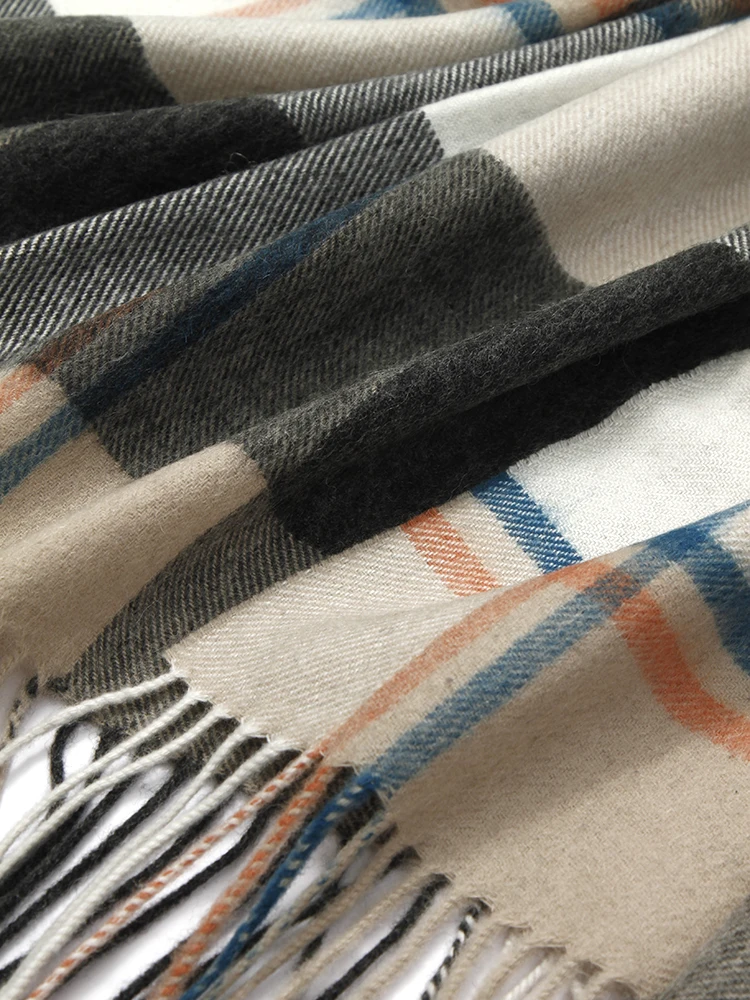 Luxury Plaid Scarf Winter Warm Cashmere Women Long Pashmina Foulard Female Scarves Lady Tassel Shawl Wraps 2021 Design New