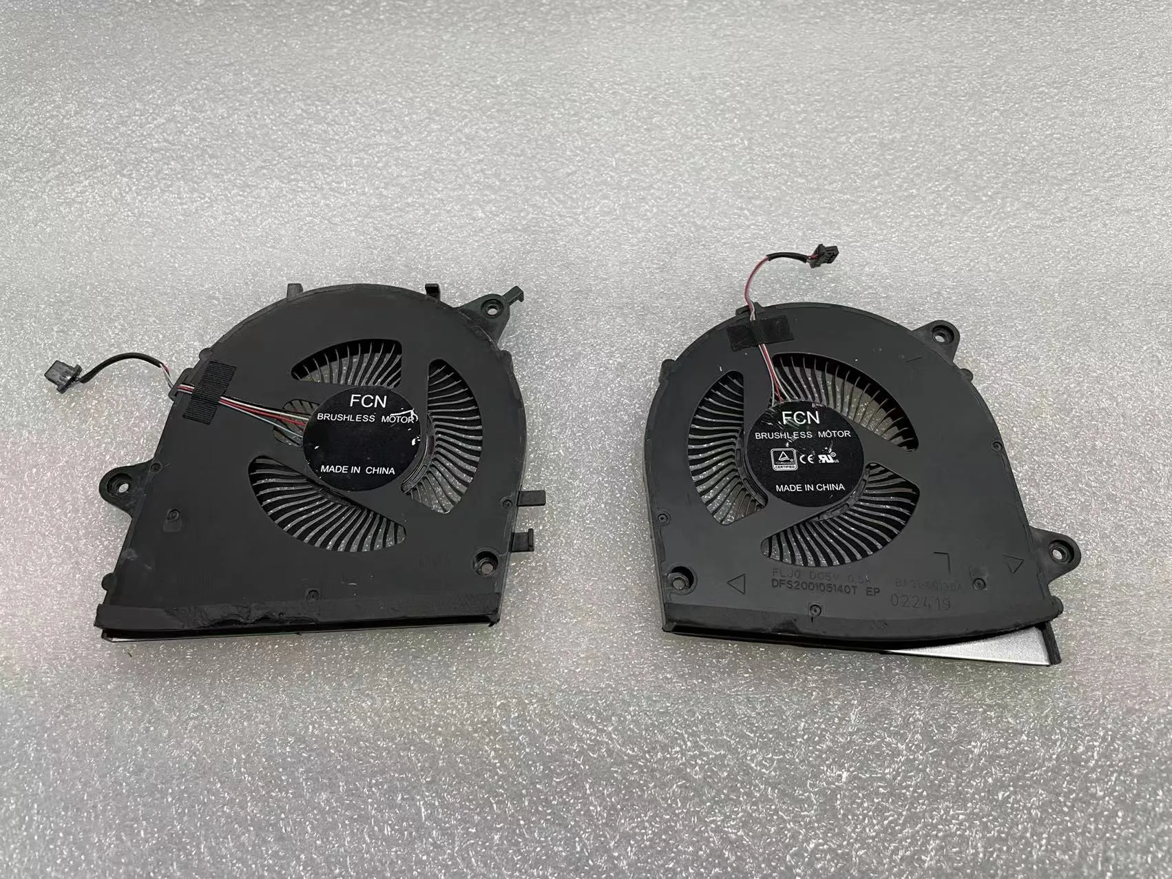 For SAMSUNG laptop NP760XBE NP760XDA BA31-00194A BA31-00195A CPU cooler cooling Fan a pair fan