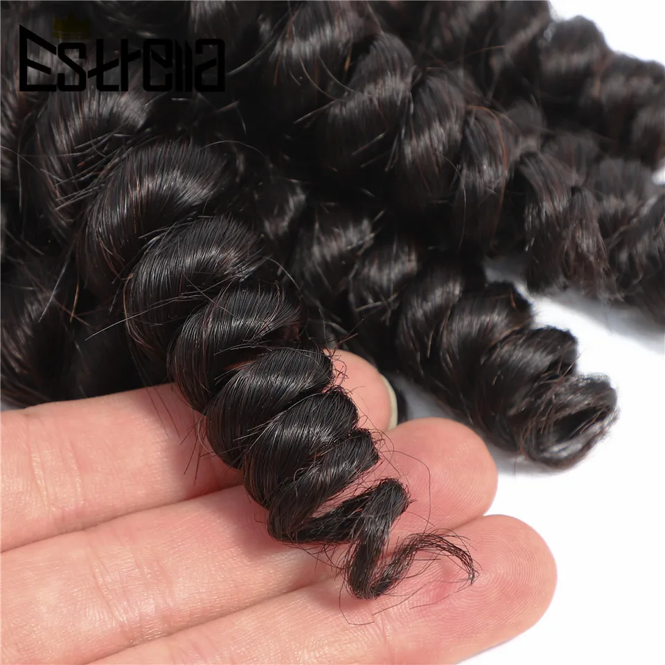 Funmi Jalinan Rambut Bundel Keriting dengan Penutupan Malaysia Spiral Curl 3 Bundel dengan 4X4 Renda Penutupan 220G/Lot Ekstensi Rambut Manusia