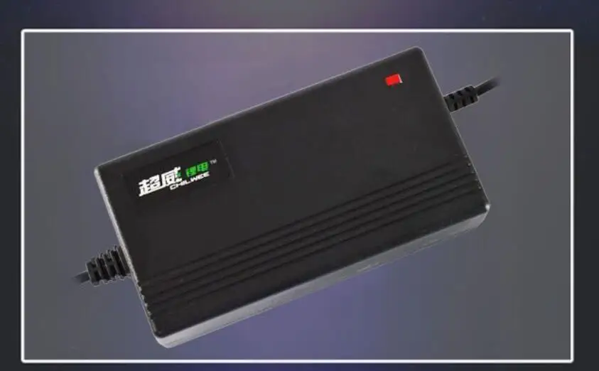 Voltaje nominal Cargador de batería de litio ternario de 36V 5A, voltaje de carga de 42V, cargador de carga rápida