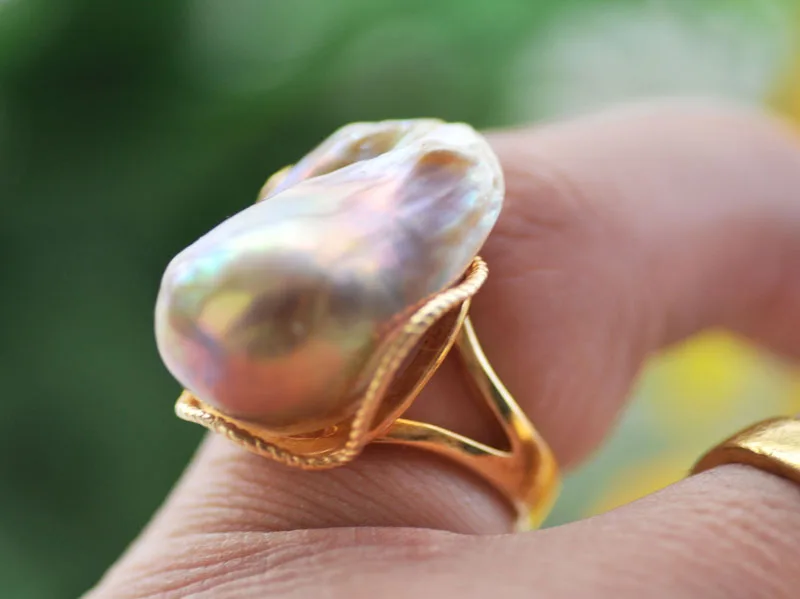 P7443 24mm Peacock-Lavender Baroque Reborn Keshi Pearl Ring view 2