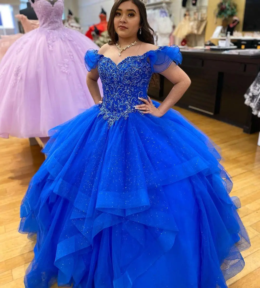 Splendidi abiti Quinceanera da 15 anni abito da ballo blu Royal Sexy con spalle scoperte Appliques di pizzo abito lungo da ragazza per la festa