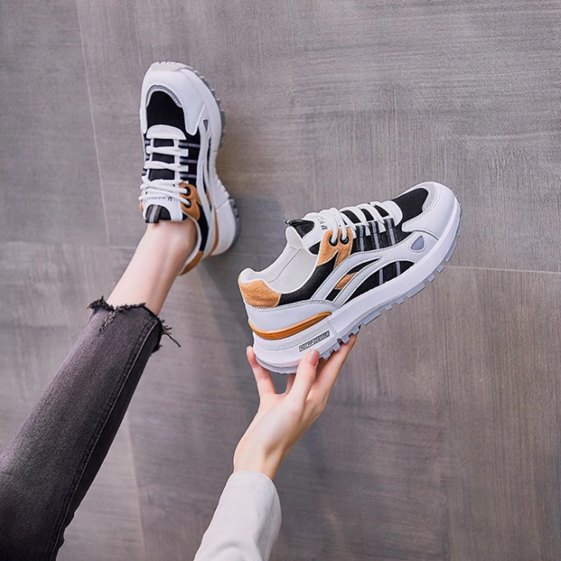 Wanita Sneakers Fashion Musim Semi 2021 Sepatu Wanita Flat Peron Sepatu Kasual untuk Wanita Mesh Nyaman Renda-Up Off PUTIH sepatu