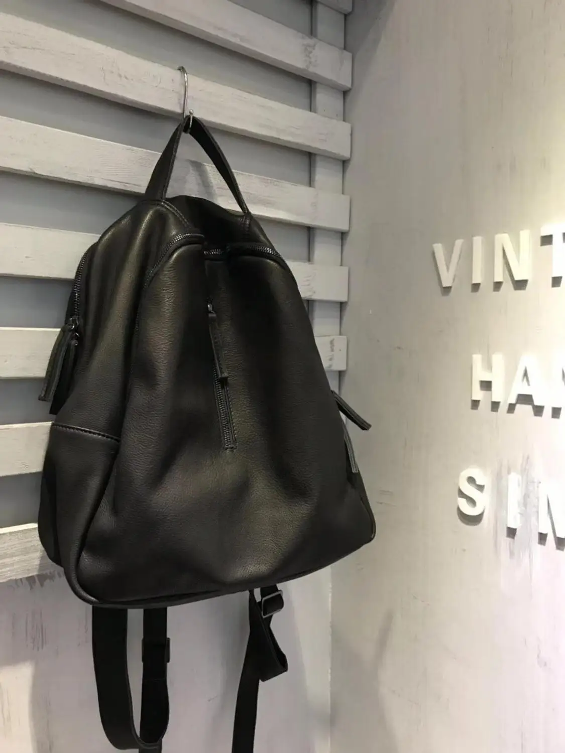 

Vendange classic casual women backpack genuine leather handmade bag 2579