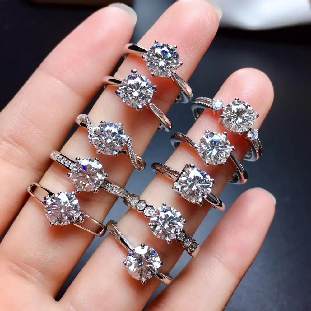 1ct  moissanite rings Welfare, good quality, low price color D VVS1 .GRA and CMA