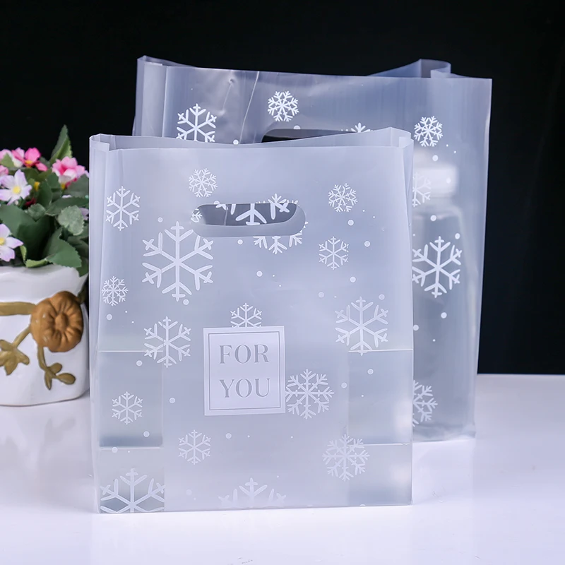 50pcs Merchandise Shopping Bags With Handle Snow Christmas Wedding Party Candy Cake Wrapping Bags Packaging For Retail Boutiques