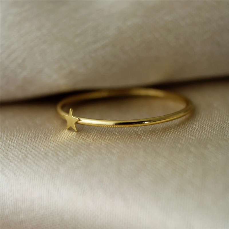 Pierścionek z 14-karatowego złota, wypełniony złotem, 3,5 mm, w kształcie gwiazdy, do noszenia warstwowego, biżuteria w stylu boho, minimalistyczny pierścionek na paliczek, anillos mujer, złote akcesoria, pierścionki damskie. — zdjęcie 3