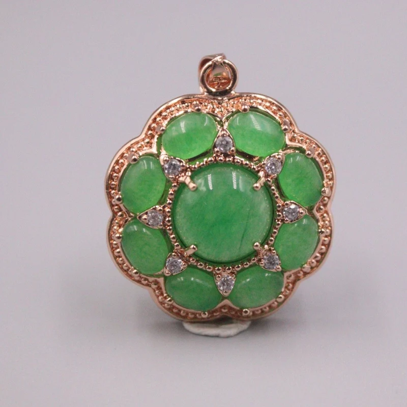 

New 18K GP With Green Chalcedony Pendant Round Zircon Pendant Best Gift 35x28mm