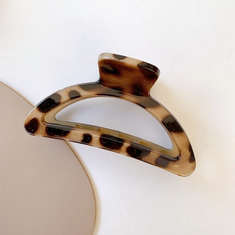 Fermagli per capelli alla moda per ragazze Clip per artiglio di leopardo in plastica Elegante forma di geometria Fermagli per capelli da donna Accessori per capelli Nuovo artiglio per capelli