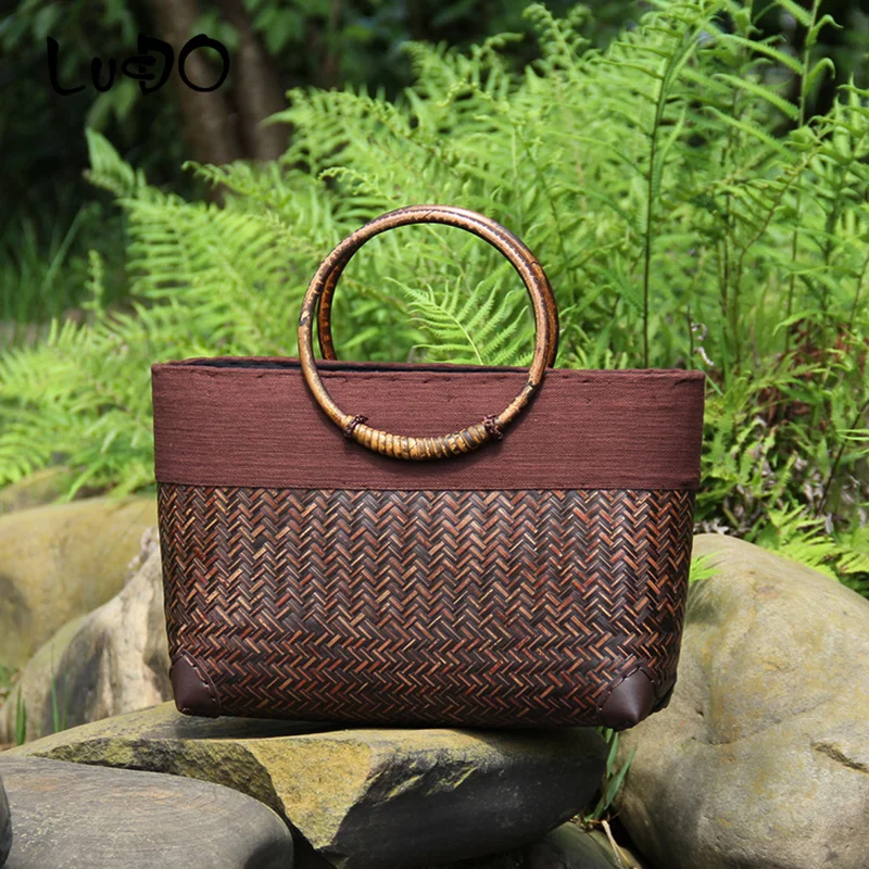 LUCDO rattan weave wooden handle retro handbag Ladies Fashion Handmade Retro bamboo handbag old straw woven bags for women Totes