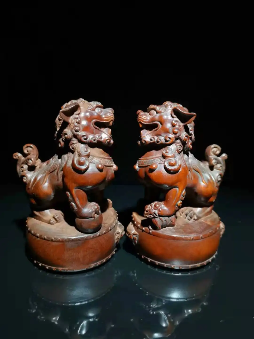 

Antique old collection Boxwood Carving statue-Lion, A Pair,Free Shipping