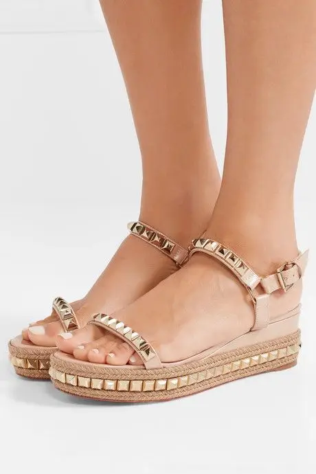 

Gold Rivets Studded Woman Med Wedge Sandals Summer Open Toe Platform Shoes Nude Leather Ankle Strap Cutouts Dress Heels