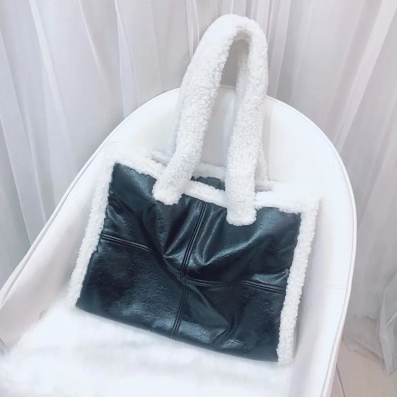 Fashion Solid Color Wool Women Hand Bags Autumn Messenger Crossbody Bags Women Clutch Wool Bags Lamb Hair Shoulder Bag